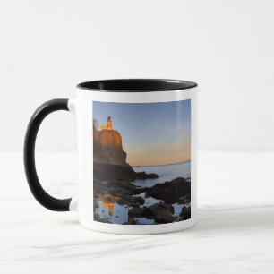 Split Rock Lighthouse bij zonsondergang nabij Two Mok