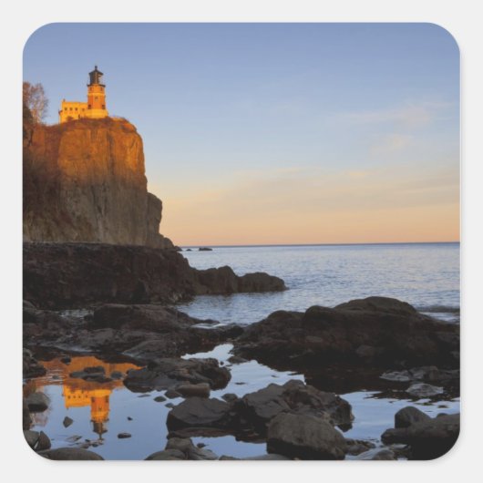 Split Rock Lighthouse bij zonsondergang nabij Two Vierkante Sticker (Voorkant)