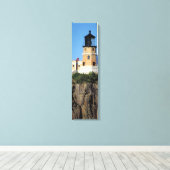 Split Rock Lighthouse Cliffside Vertical Canvas Afdruk (Insitu (Houten vloer))