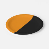 Split sinaasappel en zwart halloween partij bord (Gekanteld)