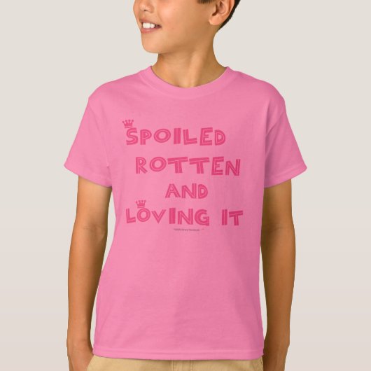 Spoiled Rotten Kinder Shirt (roze tekst) (Voorkant)