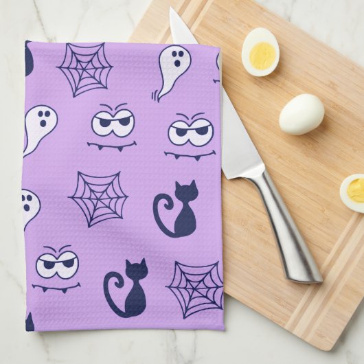 Spook, spinnenwebben en zwarte katten Paarse Theedoek (Quarter Fold)