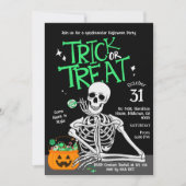Spookachtig leuk Skeleton Trick-or-Treat Halloween Kaart (Voorkant)