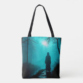 Spookachtige figuur in Haunted Bossen Design Tote Bag (Achterkant)