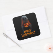 Spookachtige Geest met Pompoen – Gelukkig Hallowee Vierkante Sticker (Envelop)