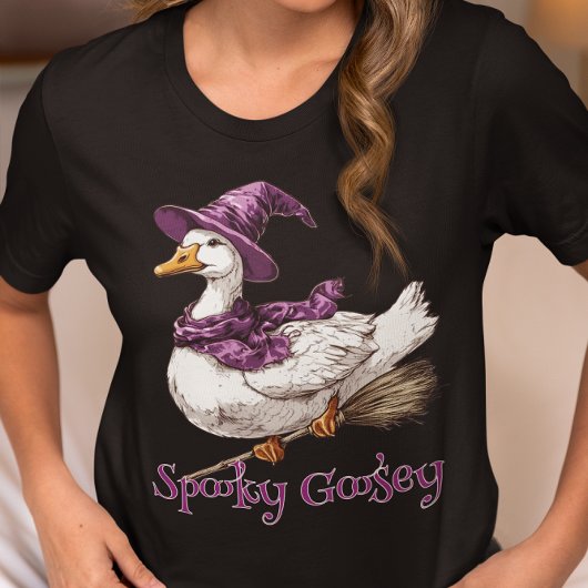 Spookachtige Goosey Gans Halloween Heks  Tri-Blend Shirt