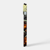 Spookachtige Halloween schedels, vleermuizen, bome iPhone 15 Case (Linkerkant)