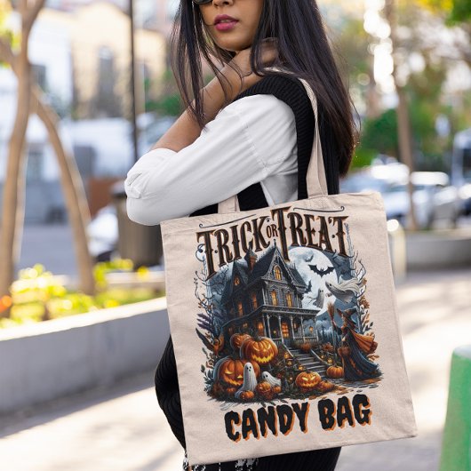 Spookhuis met pompoenen voor Halloween! Tote Bag