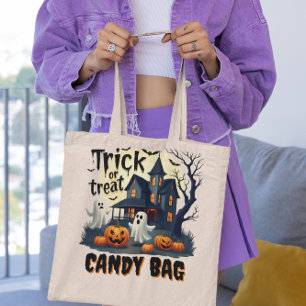 Spookhuis op spookachtige Halloween-avond Tote Bag