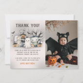 Spooktaculaire Kinder Halloween verjaardagsfoto Bedankkaart (Voorkant)