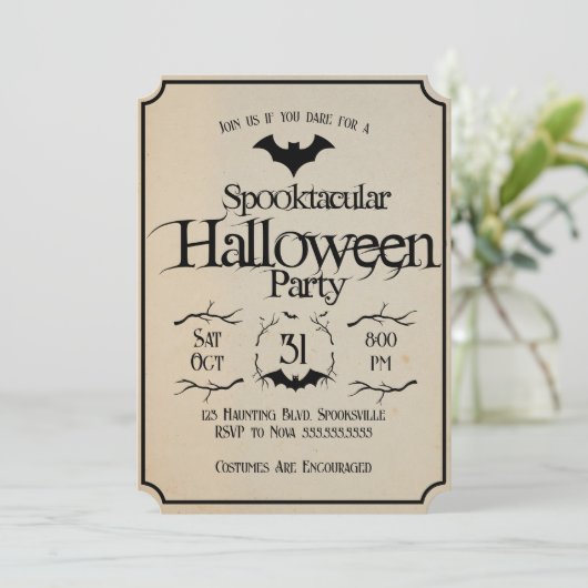  spooktacular Batty Volwassen Halloween Party Kaart (Staand voorkant)