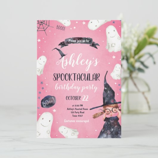 Spooktacular Halloween Witch Pet Ghost Birthday Kaart (Staand voorkant)