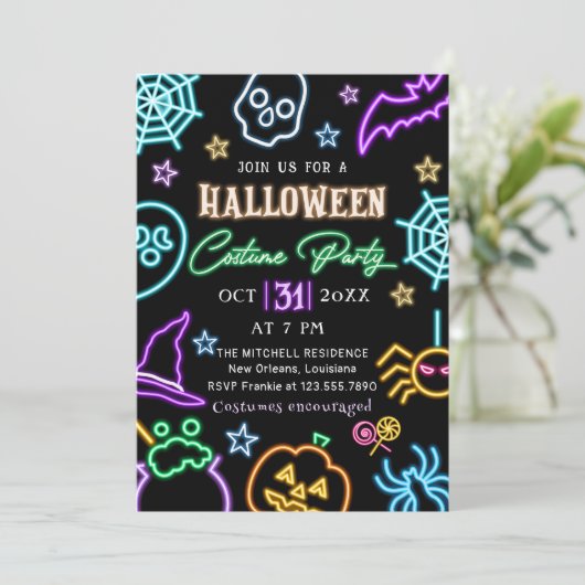 Spooktacular Party Neon Glow Donker Halloween Part Kaart (Staand voorkant)