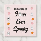 Spooky 4e verjaardag bedankjes labels (Voorkant)