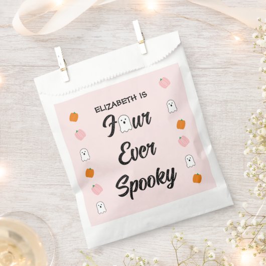 Spooky 4e verjaardag bedankzakje (Geknipt)