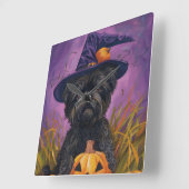 Spooky Affenpinscher Halloween Heks en Pompoen Vierkante Klok (Hoek)