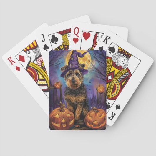 Spooky Airedale Halloween Witch and Pumpkin Pokerkaarten (Achterkant)