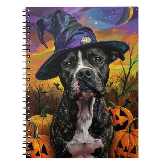 Spooky Amerikaanse Staffordshire Halloween pompoen Notitieboek (Voorkant)