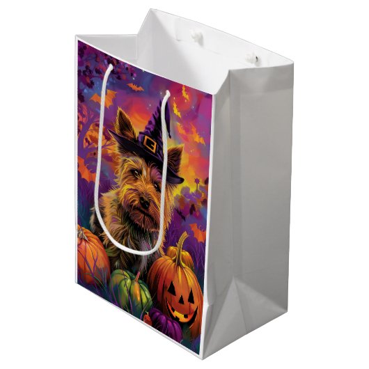 Spooky Australische Terriër Halloween Witch Pumpki Medium Cadeauzakje (Voorkant Gekanteld)