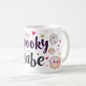 Spooky Babe Mok | Cute Halloween Koffiekop (Voorkant rechts)
