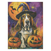 Spooky Basset Hound Halloween Witch and Pumpkin Tafelkleed (Voorkant)