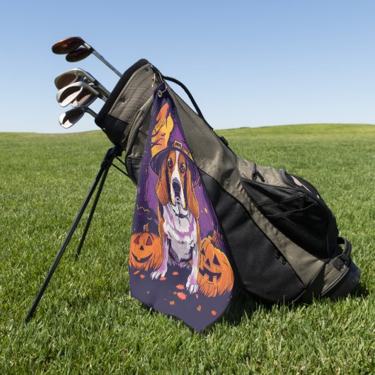 Spooky Beagle Halloween heks en pompoen Golfhanddoek (Groen)