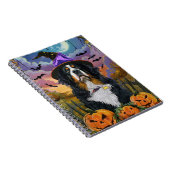 Spooky Berner Mountain Halloween Witch Pumpkin Notitieboek (Rechterzijde)
