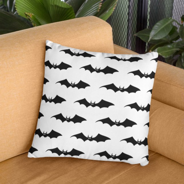 Spooky Black Flying Bats Pattern Halloween Kussen (Creator heeft geüpload)