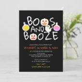 Spooky Boos en Booze Black Adult Halloween Party Kaart (Staand voorkant)