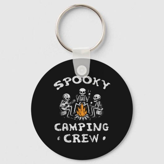 Spooky Camping Crew Halloween Camping Skeleton Cam Sleutelhanger (Voorkant)