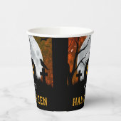 Spooky Carved Pumpkin Graveyard Halloween Party Papieren Bekers (Links)