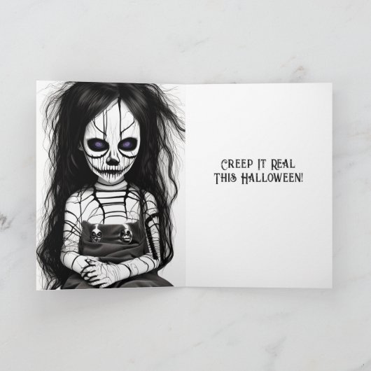 Spooky Child Doll Creature Halloween Kaart (Binnen)