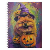 Spooky Chow Chow Dog Halloween Heks en Pompoen Notitieboek (Voorkant)