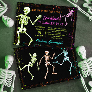 Spooky Dancing Skeleton Black Halloween Party Kaart