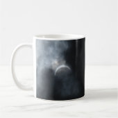 Spooky Eclipse Storm Clouds 2017 Koffiemok (Links)