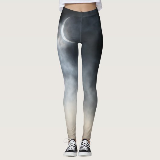 Spooky Eclipse Storm Clouds 2017 Leggings (Voorkant)