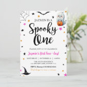 Spooky een eerste verjaardag Halloween uitnodiging (Staand voorkant)