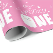 Spooky Een Meisjes Roze Spook Halloween 1e Verjaar Cadeaupapier (Rol Hoek)