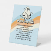 Spooky Een Retro Ghost Verjaardag Tijd Capsule Reclamebord Met Voetstuk (Voorkant)