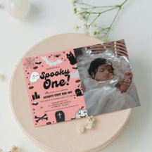 Spooky een retro grovy halloween meisje 1e verjaar