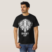 Spooky Eh? Skelet Halloween Design T-shirt (Voorkant volledig)