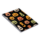 Spooky elegantie: Halloween pompoenkunst Notitieboek (Rechterzijde)