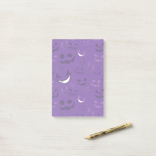 Spooky Faces Post-it® Notes (Op bureau)