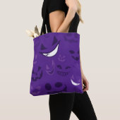 Spooky Faces Tote Bag (Dichtbij)