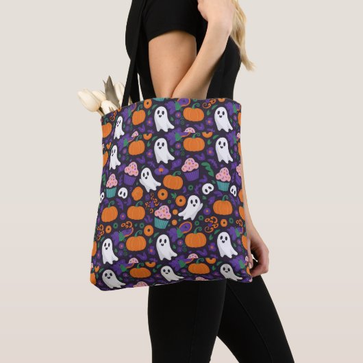 Spooky feestelijke Halloween geesten en pompoenen Tote Bag (Dichtbij)