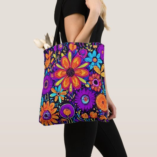 Spooky Floral Art Tote Bag (Dichtbij)