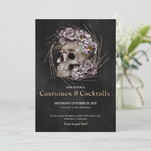 Spooky Floral Skull Halloween Party Invitation Kaart (Staand voorkant)