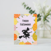 Spooky Flying Witch's Oranje pompoenen Feestdagenkaart (Staand voorkant)