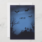 Spooky Full Moon Bats & Graveyard Halloween Party Kaart (Achterkant)