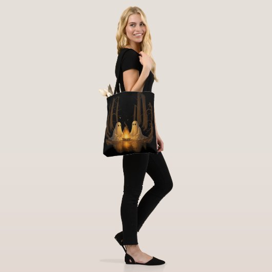 Spooky Ghost Campfire Night Forest Art - Halloween Tote Bag (Op model)